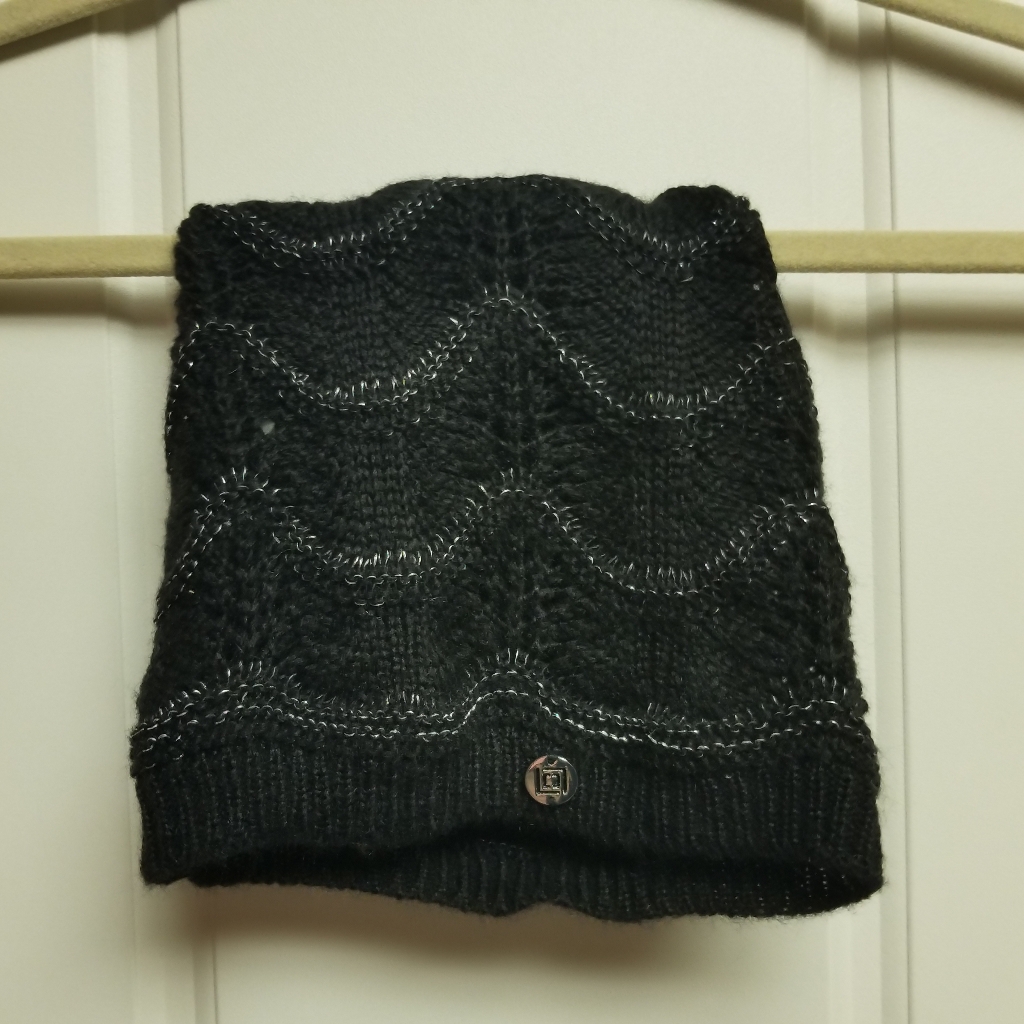 Liz Claiborne Crochet Knit Beanie With Woven Metallic Detailing